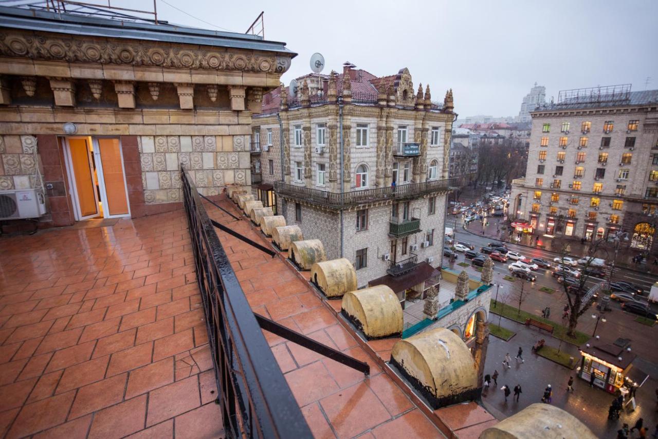 911 Apartments Khreshchatyk Kyiv Exterior photo